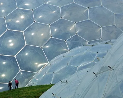 Geodesic Visionary: Nicholas Grimshaw Introduced Modern Magnificence to Railways, Planes, Gardens – and Retail
